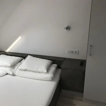 Oliver Guest house *